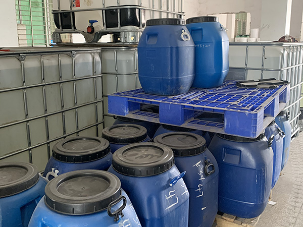 金立基礼盒胶发货工厂现场